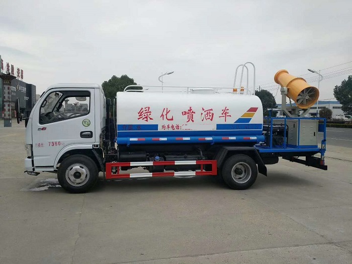 東風小多利卡噴霧抑塵綠化噴灑車圖片