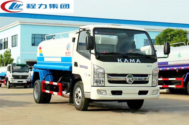 凱馬2-5方灑水車(chē)