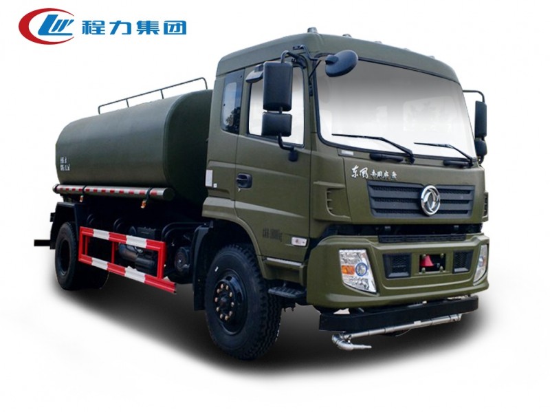 東風四驅灑水車(13噸越野灑水車)