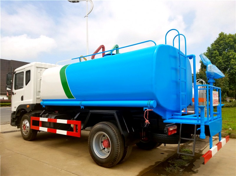 東風(fēng)多利卡D9（12方）灑水車圖片