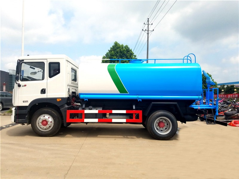 東風(fēng)多利卡D9（12方）灑水車圖片