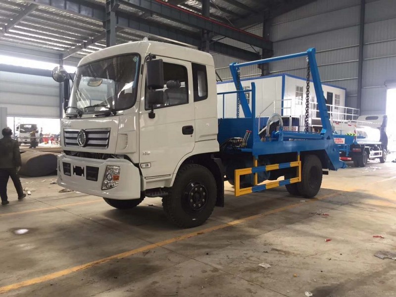 東風專底10方擺臂垃圾車