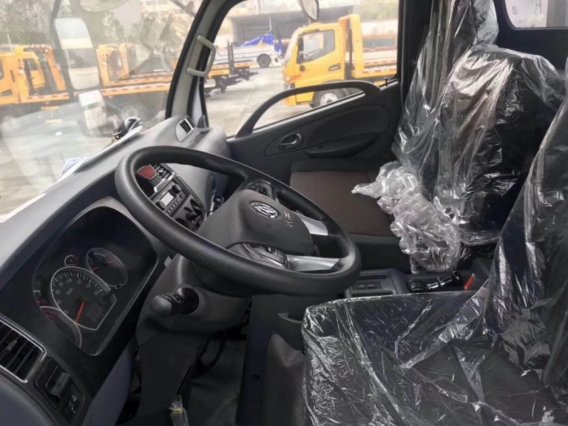 東風(fēng)凱普特一拖二清障車(chē)