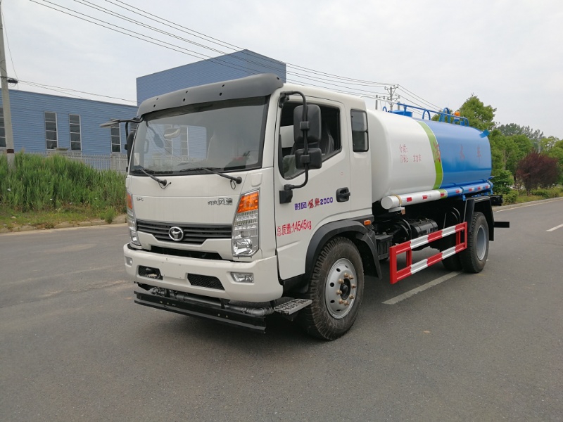 時(shí)風(fēng)10噸灑水車(chē)