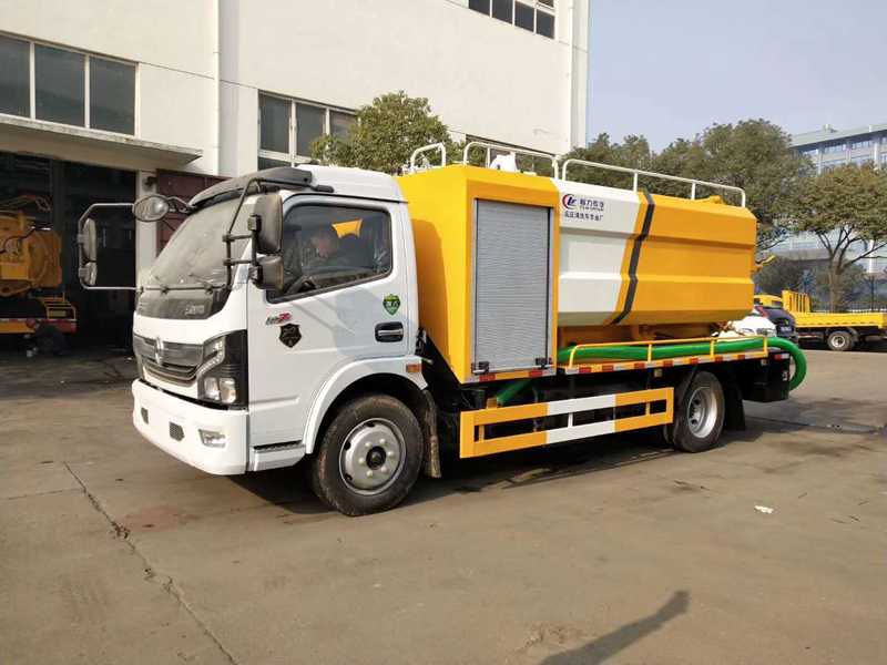 東風多利卡清洗吸污車(10方) 東風多利卡清洗吸污車(10方)圖片