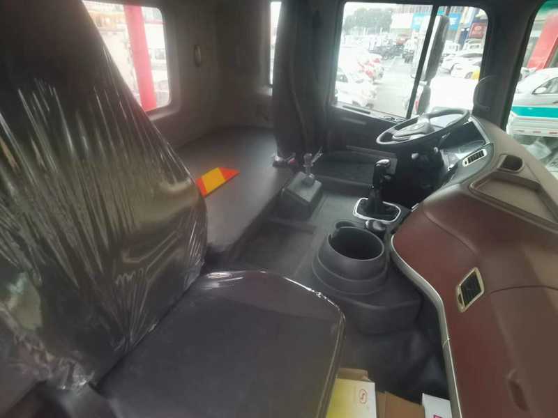 江淮K5前四后八平板運(yùn)輸車 江淮K5前四后八平板運(yùn)輸車圖片