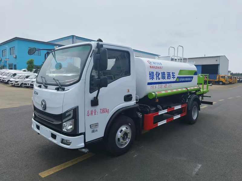 東風(fēng)華神V3灑水車(5方)